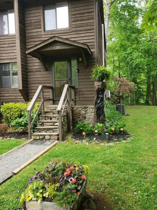 J.Creek Retreat, Creekside Townhouse +1 Car Garage Villa Maggie Valley Esterno foto