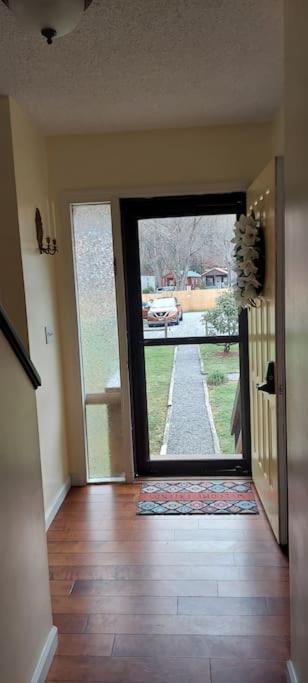 J.Creek Retreat, Creekside Townhouse +1 Car Garage Villa Maggie Valley Esterno foto